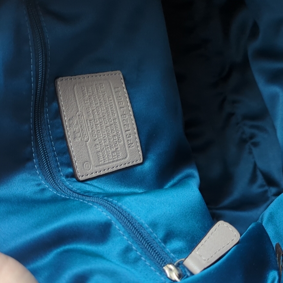 Coach shoulder handbag - Picture 7 of 11